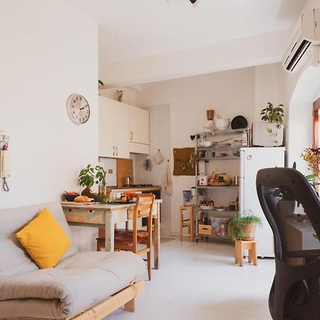 Love Tree Apartment กาญารี ภายนอก รูปภาพ